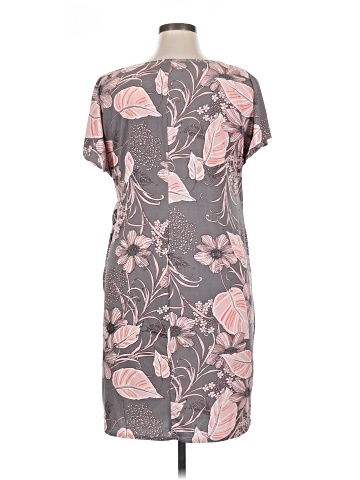 Signature by Robbie Bee Casual Dress (view 2)