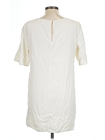 Old Navy Casual Dress (view 2)