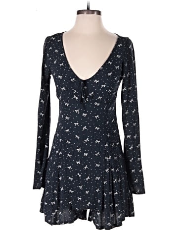 American Eagle Outfitters Casual Dress (view 1)
