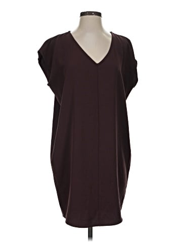 Old Navy Casual Dress (view 1)