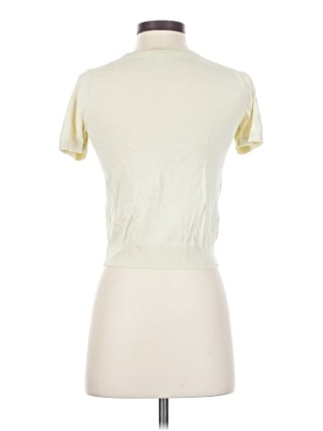 Uniqlo Turtleneck Sweater (view 2)