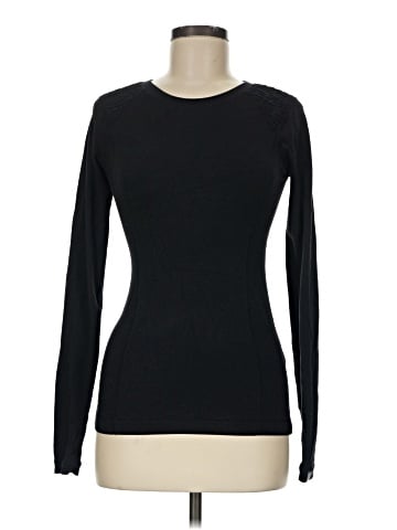 Lululemon Athletica Long Sleeve T-Shirt (view 1)