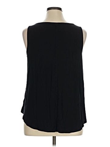Old Navy Sleeveless T-Shirt (view 2)