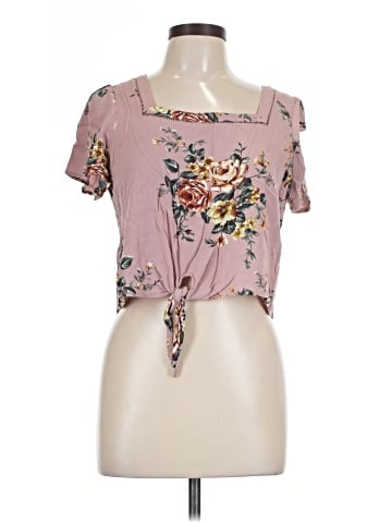 Xhilaration Short Sleeve Blouse (view 1)