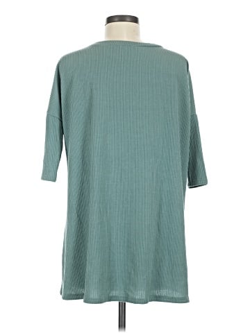 The ZigZag Stripe 3/4 Sleeve Top (view 2)