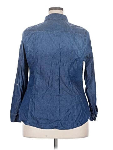 Lane Bryant Long Sleeve Button-Down Shirt (view 2)