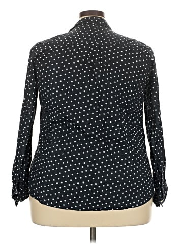 Old Navy Long Sleeve Button-Down Shirt (view 2)
