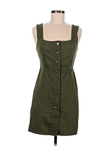 Urban Outfitters Casual Dress (view 1)