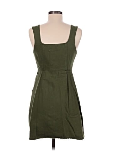 Urban Outfitters Casual Dress (view 2)