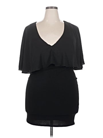 Forever 21 Plus Cocktail Dress (view 1)
