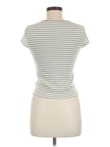 American Eagle Outfitters Short Sleeve T-Shirt (view 2)