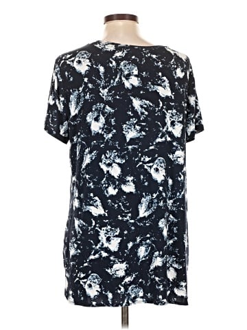 Ellen Tracy Short Sleeve T-Shirt (view 2)