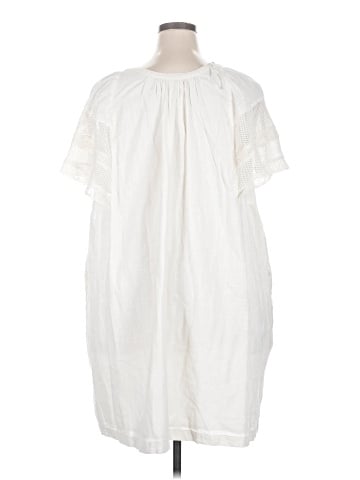 Old Navy Casual Dress (view 2)