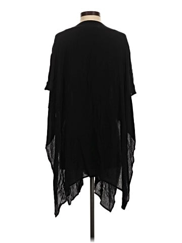 La Blanca Poncho (view 2)