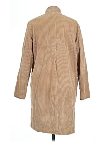Orvis Trenchcoat (view 2)