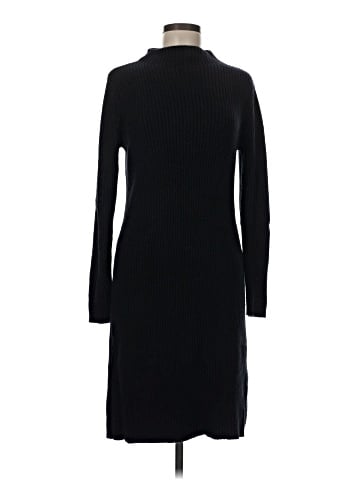 Uniqlo Casual Dress (view 1)