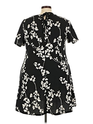 Lane Bryant Outlet Casual Dress (view 2)