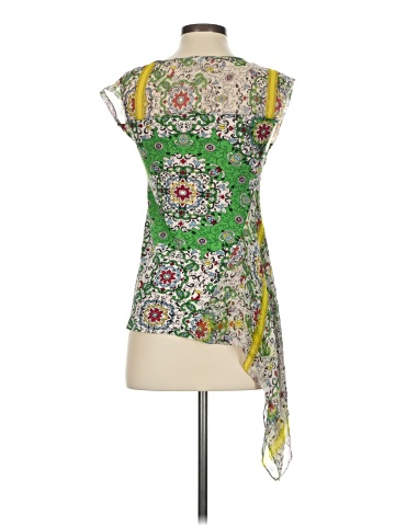 Tiny Sleeveless Blouse (view 2)