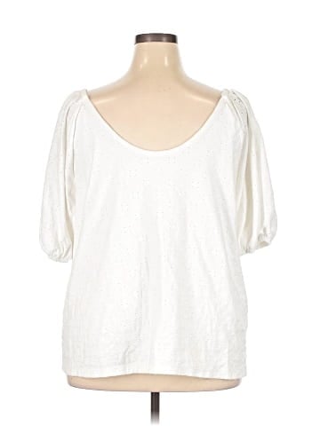Ava & Viv Short Sleeve Top (view 2)
