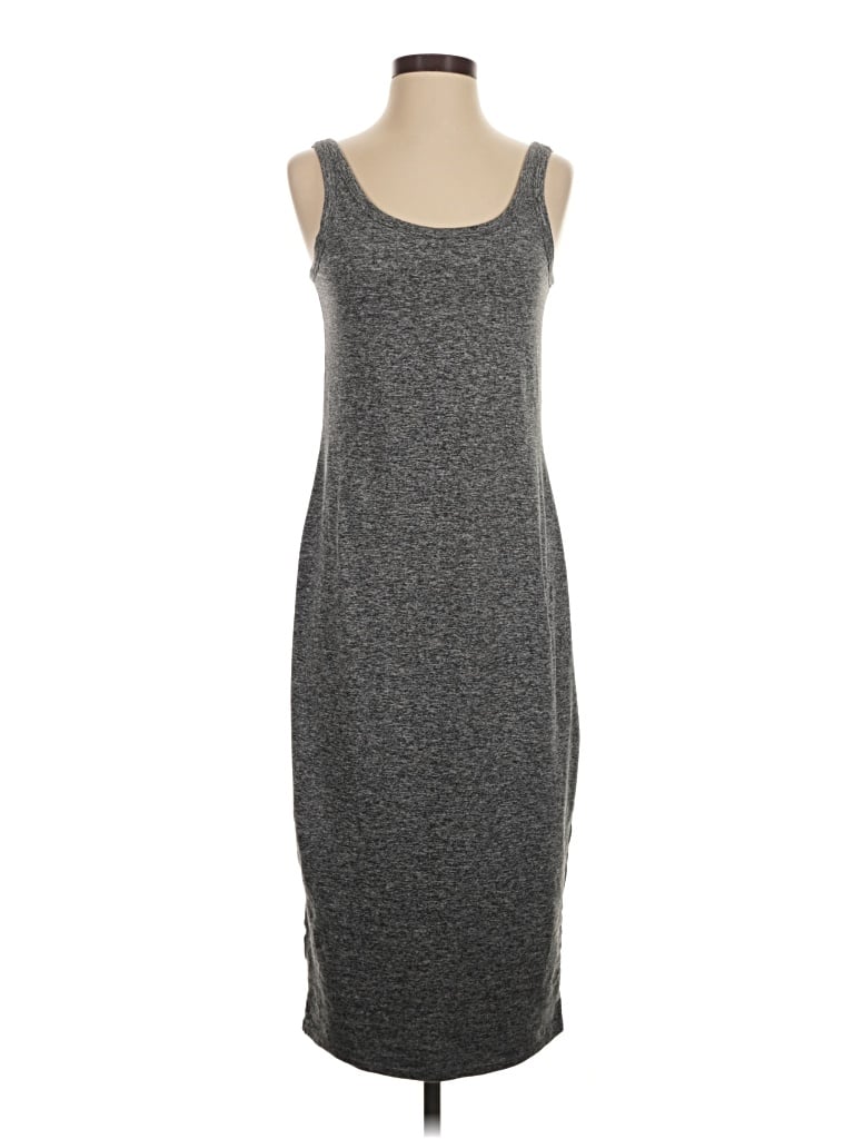 Pre-owned Vuori Casual Dress In Gray