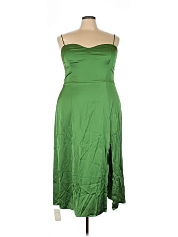 Abercrombie & Fitch Cocktail Dress (view 1)
