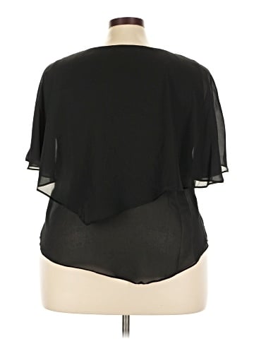 Draper's & Damon's Short Sleeve Blouse (view 2)
