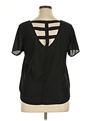 Lily White Short Sleeve Blouse (view 2)