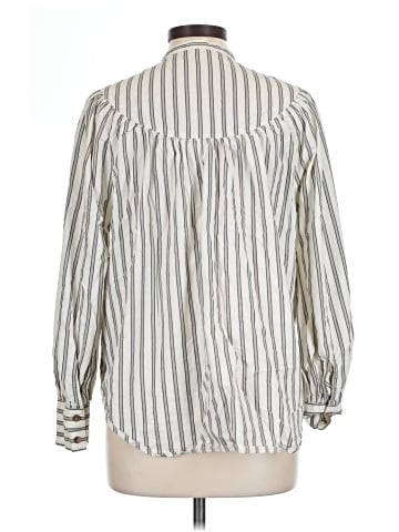 Old Navy Long Sleeve Button-Down Shirt (view 2)