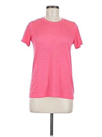 Lululemon Athletica Short Sleeve T-Shirt (view 1)