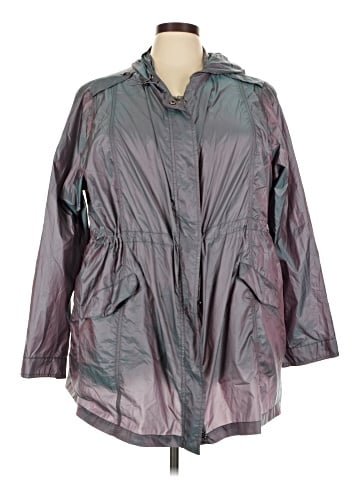 Active Raincoat (view 1)