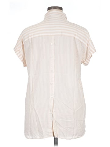 Jane and Delancey Short Sleeve Button-Down Shirt (view 2)