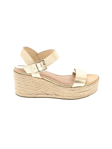 Torrid Wedges (view 1)