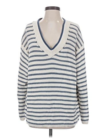 American Eagle Outfitters Pullover Sweater (view 1)
