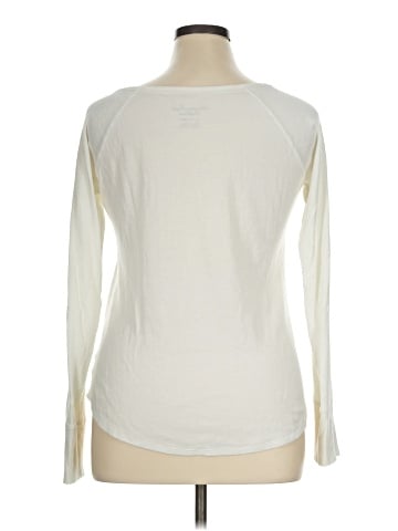 American Eagle Outfitters Long Sleeve T-Shirt (view 2)
