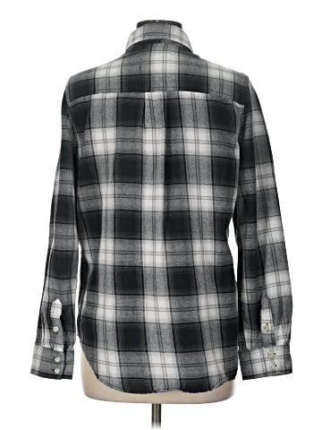 Mossimo Supply Co. Long Sleeve Button-Down Shirt (view 2)