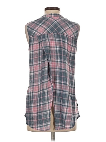 Rock & Republic Sleeveless Button-Down Shirt (view 2)
