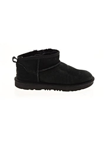 Ugg Boots (view 1)