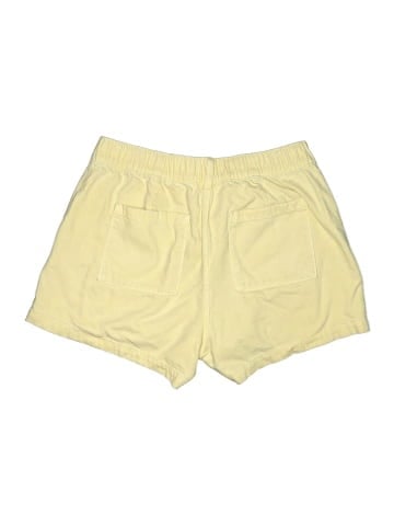 Gap Shorts (view 2)