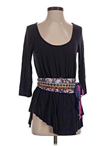 A Common Thread 3/4 Sleeve Top (view 1)