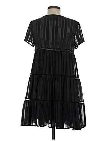 Urban Outfitters Casual Dress (view 2)