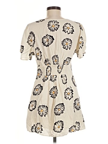 Urban Outfitters Casual Dress (view 2)