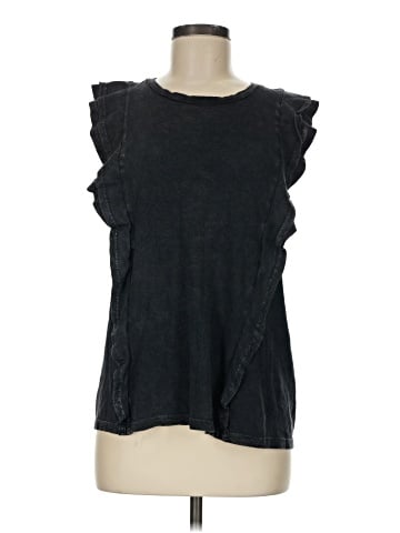 Eri + Ali Sleeveless T-Shirt (view 1)