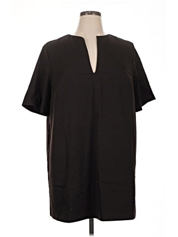 H&M Casual Dress (view 1)
