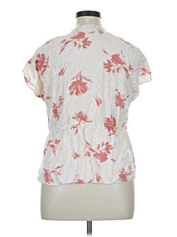 Simply Vera Vera Wang Short Sleeve T-Shirt (view 2)