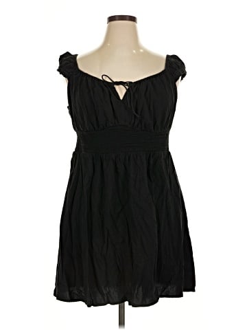 Old Navy Sleeveless Top (view 1)