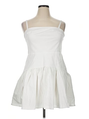 Abercrombie & Fitch Cocktail Dress (view 1)