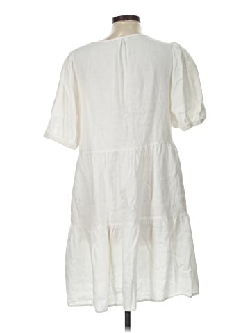 Saks Fifth Avenue Casual Dress (view 2)