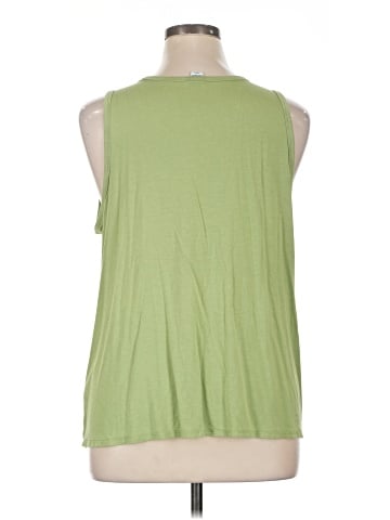 Old Navy Sleeveless T-Shirt (view 2)