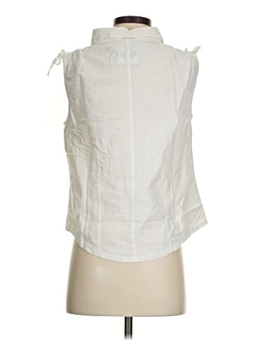 Blanc du Nil Sleeveless Button-Down Shirt (view 2)