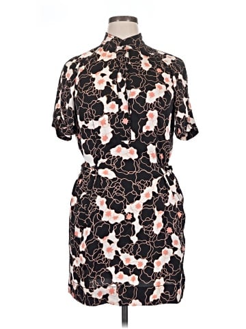 Diane von Furstenberg Casual Dress (view 1)